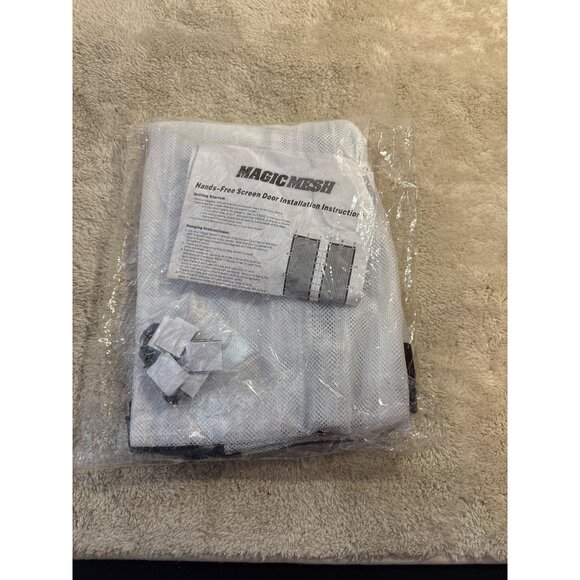 Magic Mesh Hands-Free Screen Door With Magnetic Closure - Picture 2 of 3
